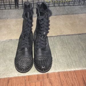 Bongo combat boots